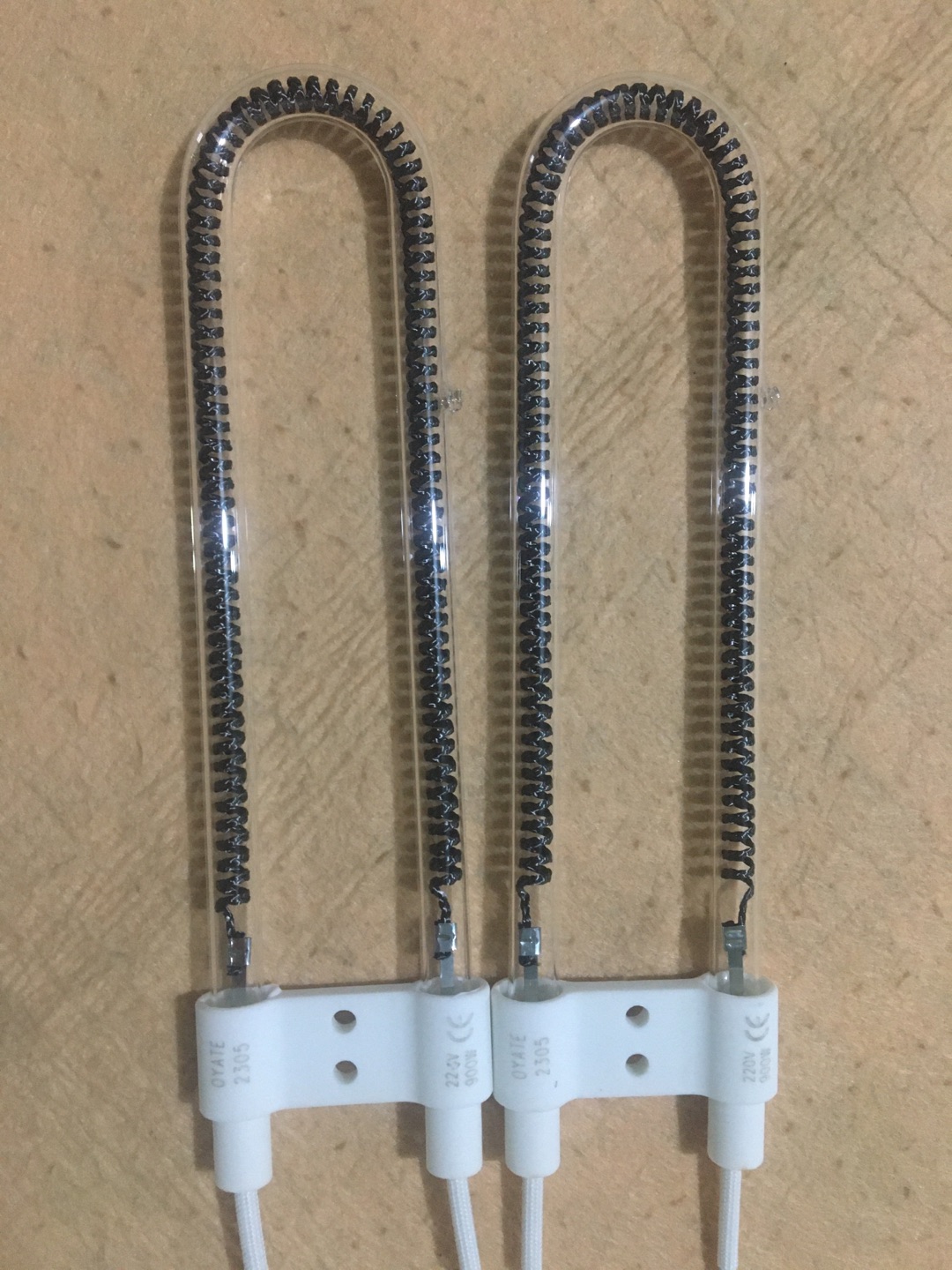 Technical Analysis of 1000W 235V Gold Reflector Carbon Fiber Heat Emitters