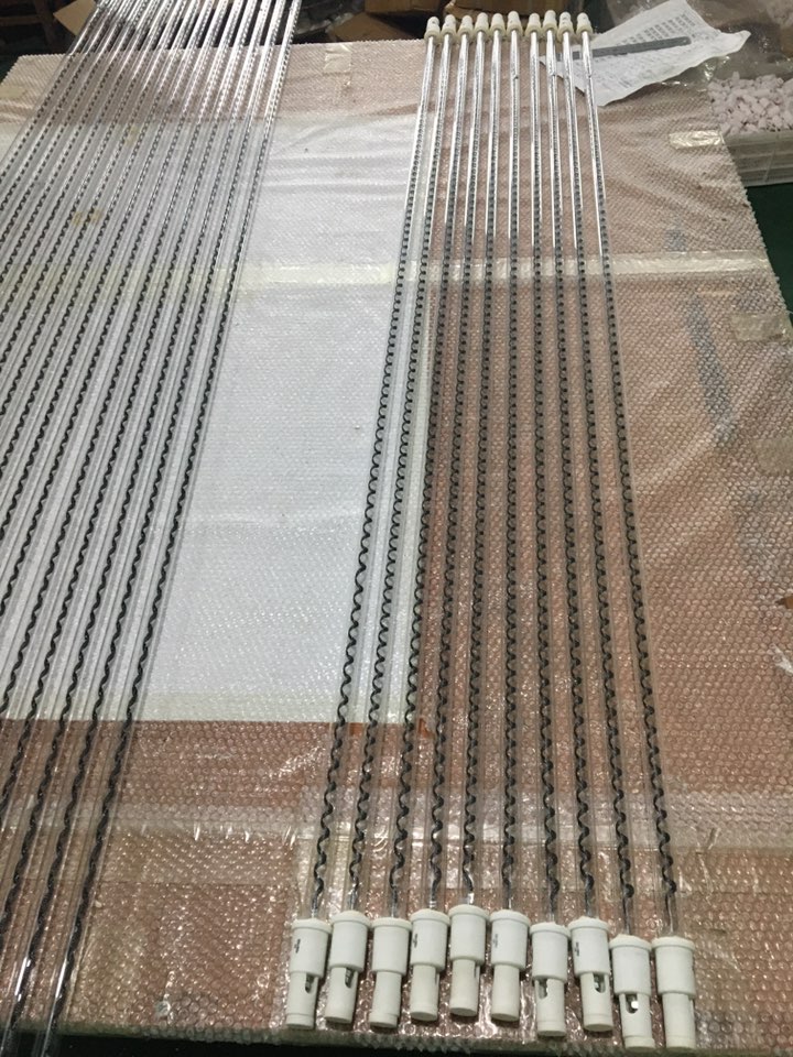 700 mm 220 V 2500 W Klar Kvarts Kol Värmerör hög effekt infraröda värmelampor